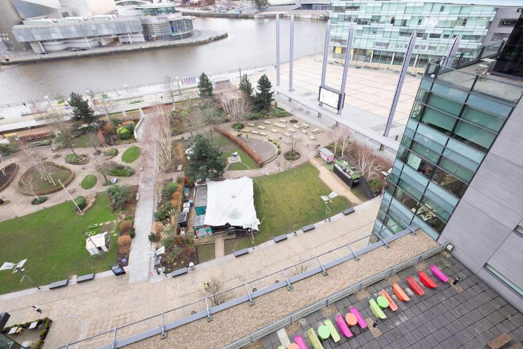 Stylish Mediacity 2Bed, Sleeps 6, Amazing Views 맨체스터 외부 사진