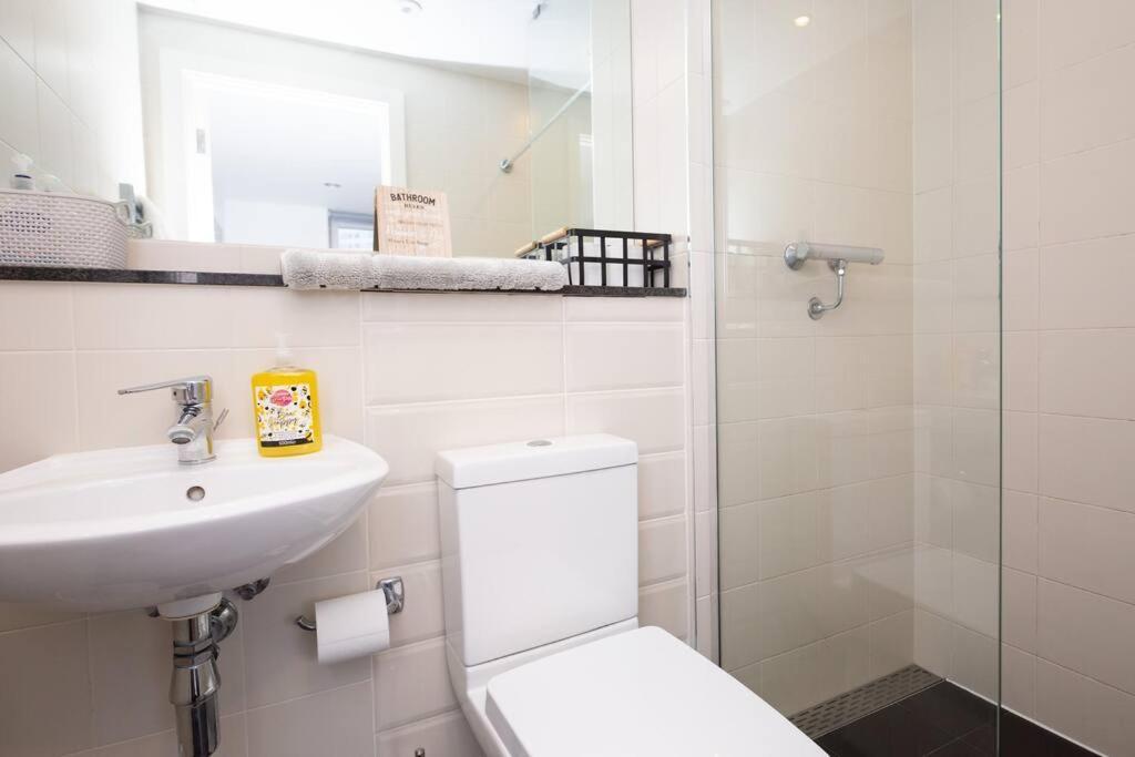 Stylish Mediacity 2Bed, Sleeps 6, Amazing Views 맨체스터 외부 사진
